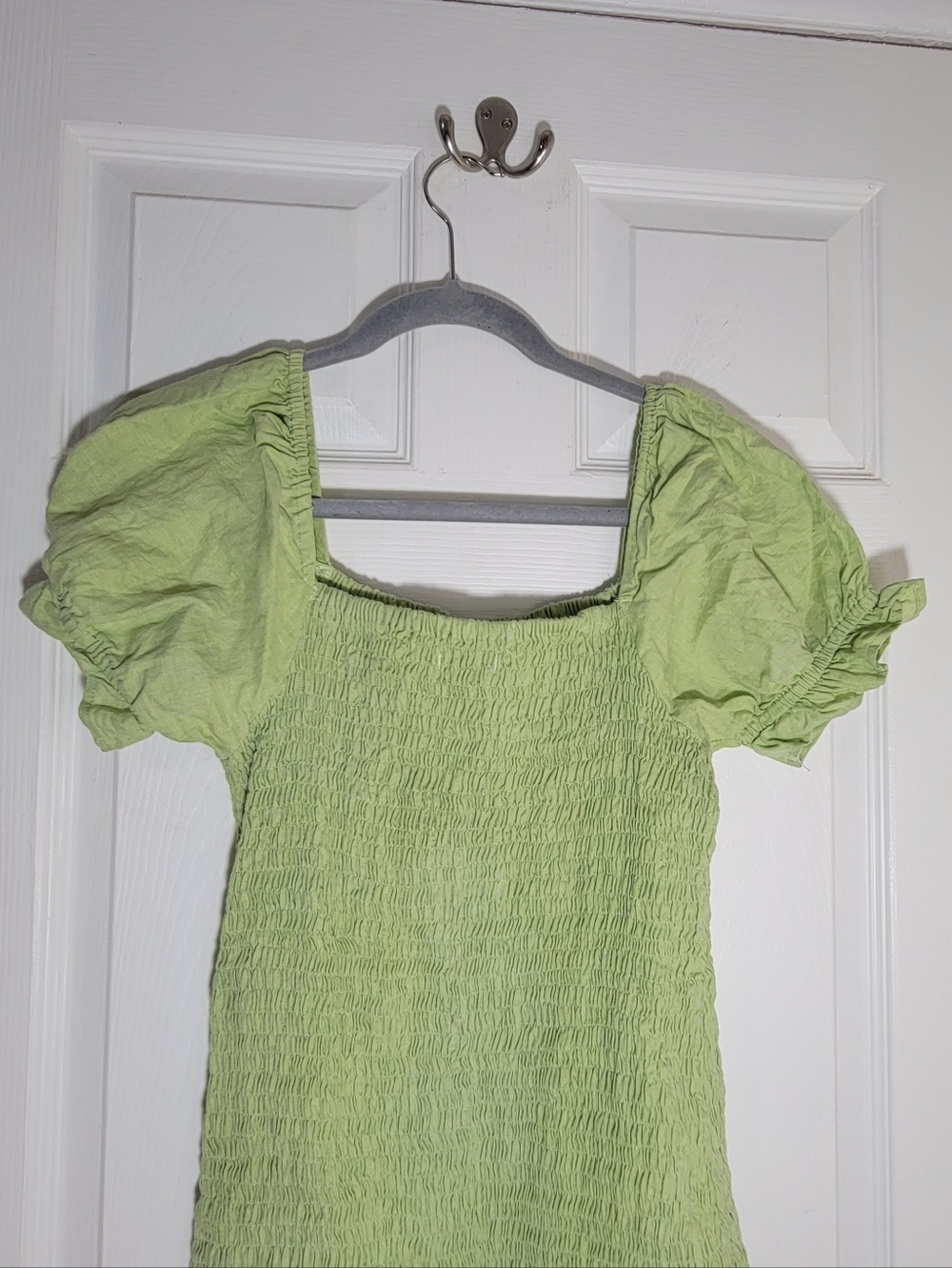 Faithfull the Brand Light Green Smocked Puff Sleeve Dress Size 8 Women. - Picture 4 of 8